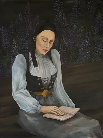 Reading lady